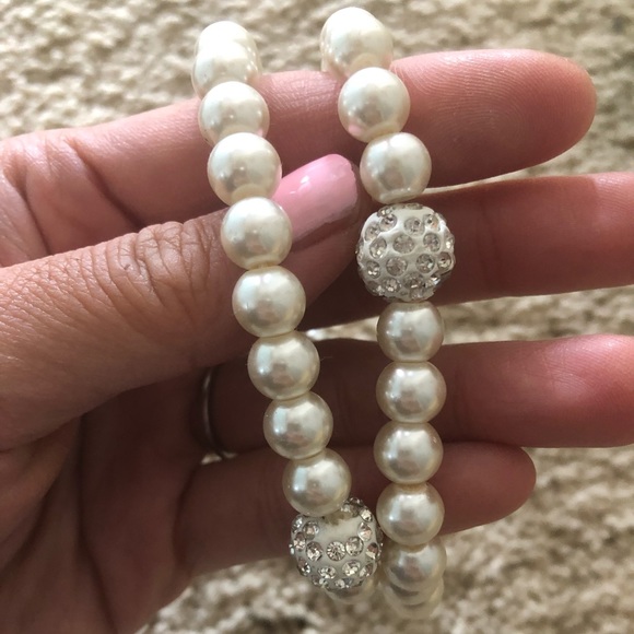 Jewelry - NWOT Etsy pearl necklace and bracelet set